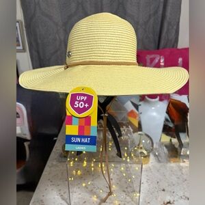 Banana Boat Sun Hat for Women – UPF 50+ – Pastel Yellow (New)